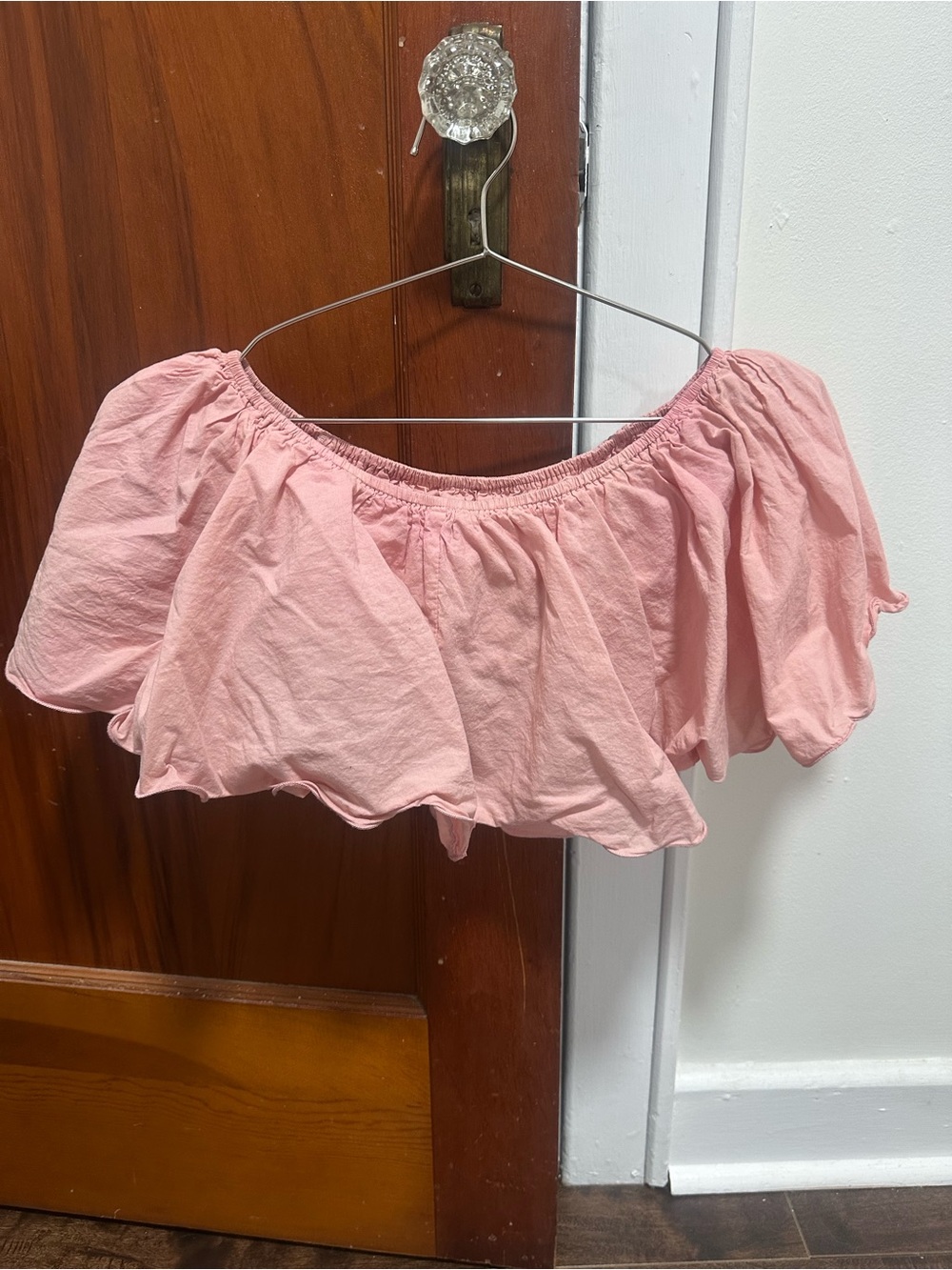 Pink Off-Shoulder Ruffle Crop Top - Picture 2 of 3